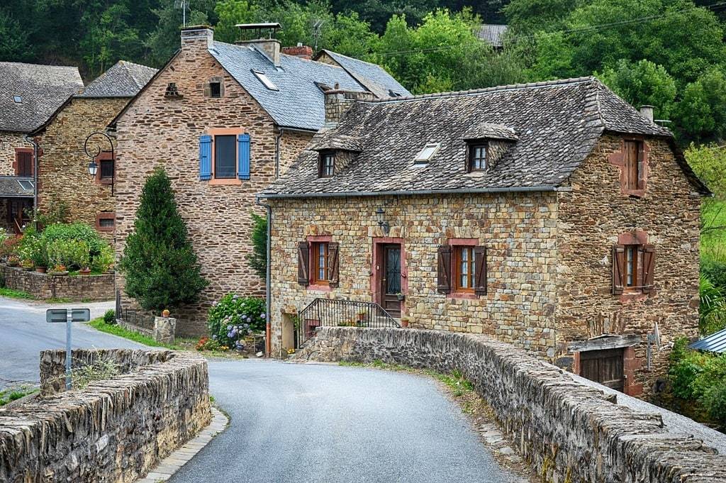 Les étapes clés avant d'acheter une maison dans la Nièvre